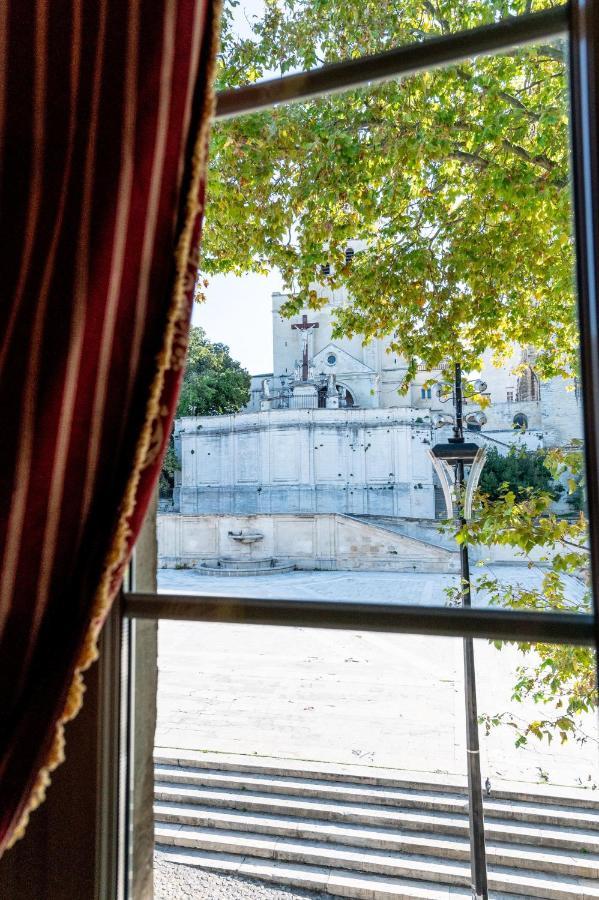 Apartment Place Du Palais Des Papes 3 Parking Climatisation 3 Salles De Bain Avignon
